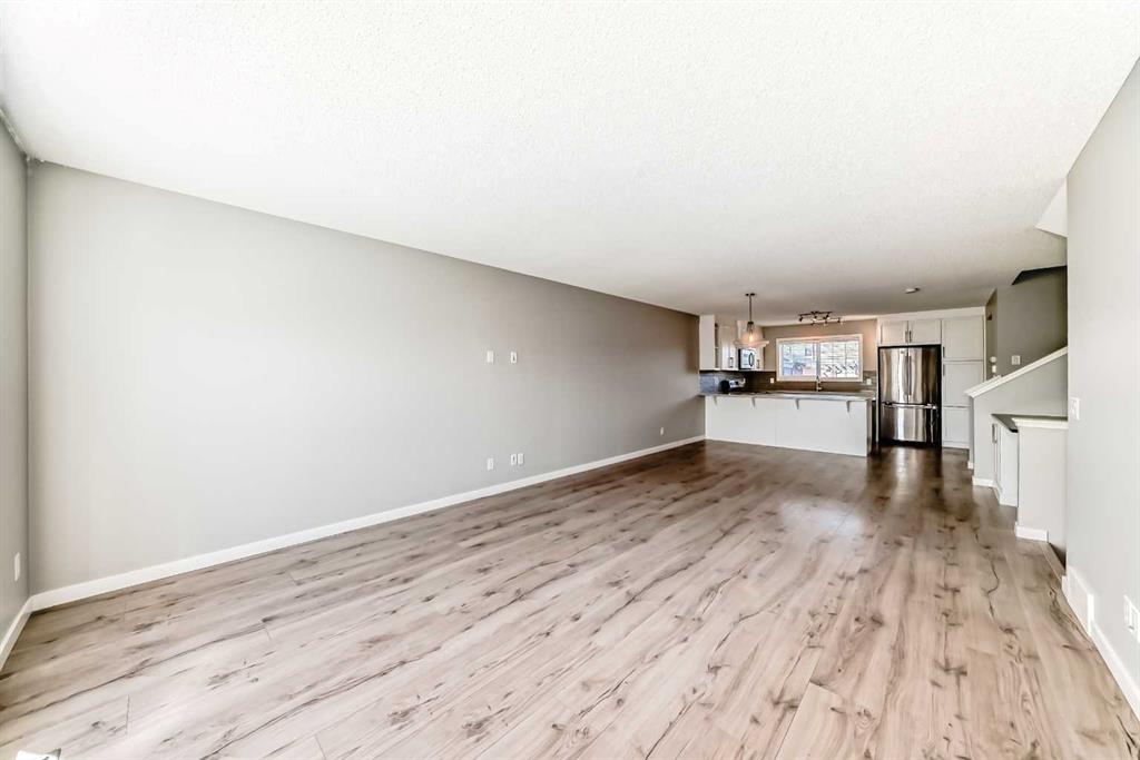 Picture for 393 Legacy Boulevard SE