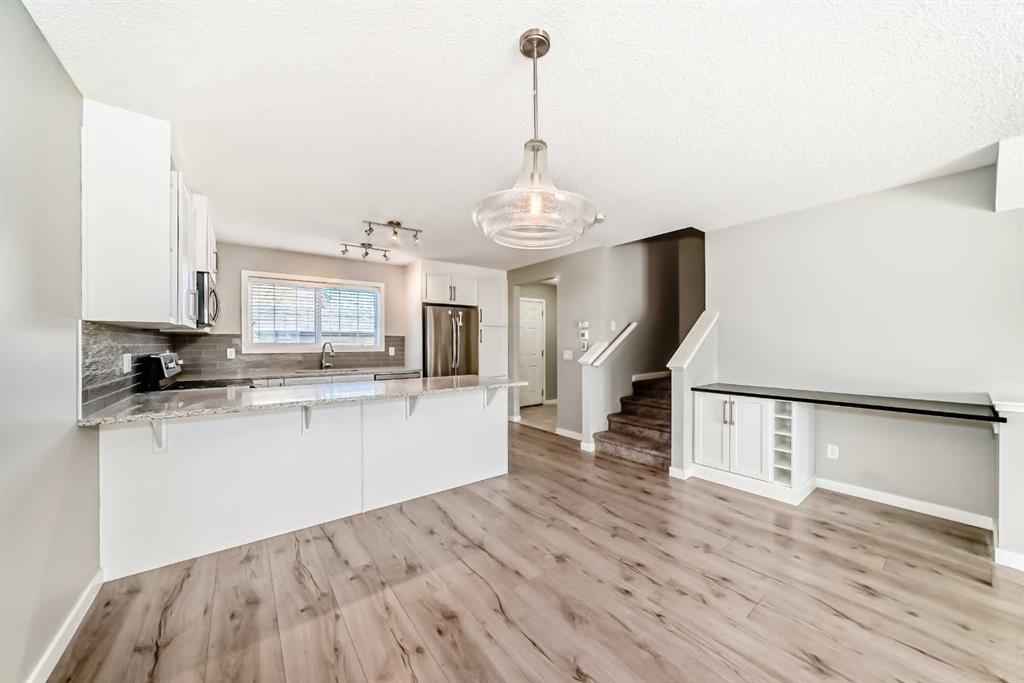 Picture for 393 Legacy Boulevard SE