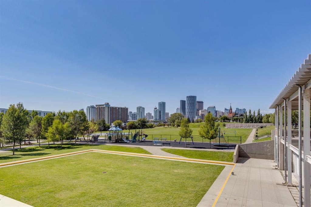 Picture for 108, 990 Centre Avenue NE