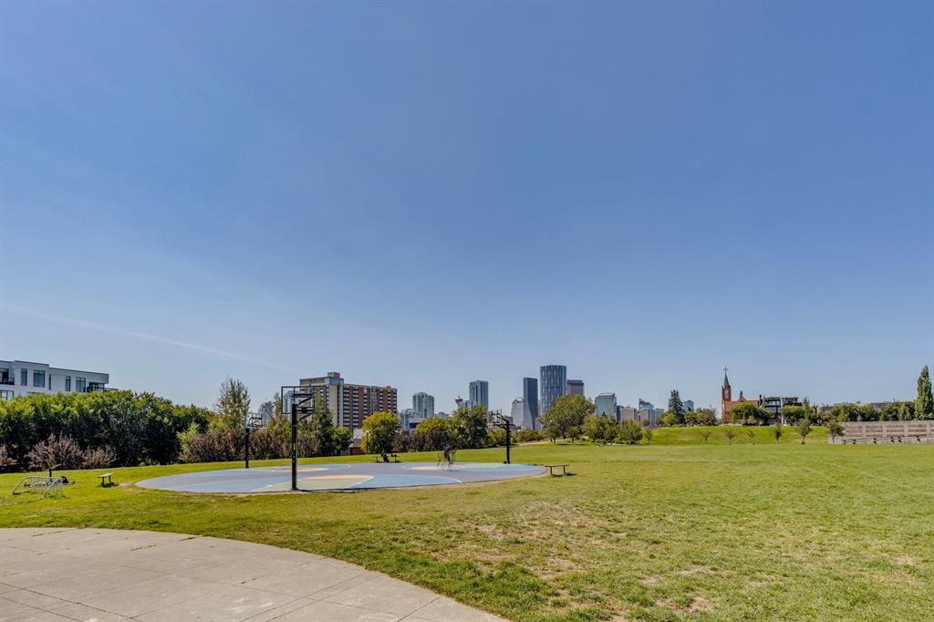Picture for 108, 990 Centre Avenue NE