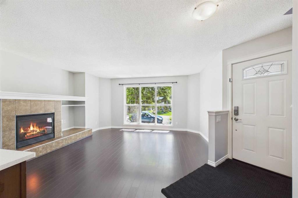 Picture for 159 Cranberry Green SE