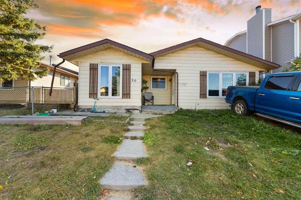 Picture for 20 castlegrove Way NE
