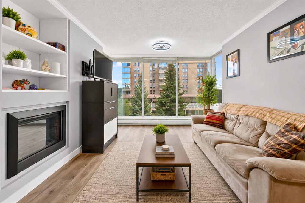 Picture for 408, 4555 Varsity Lane NW