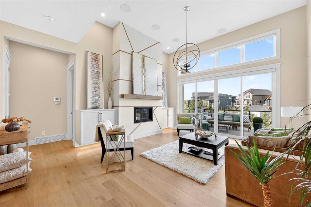 Picture for 45 Cranbrook Rise SE
