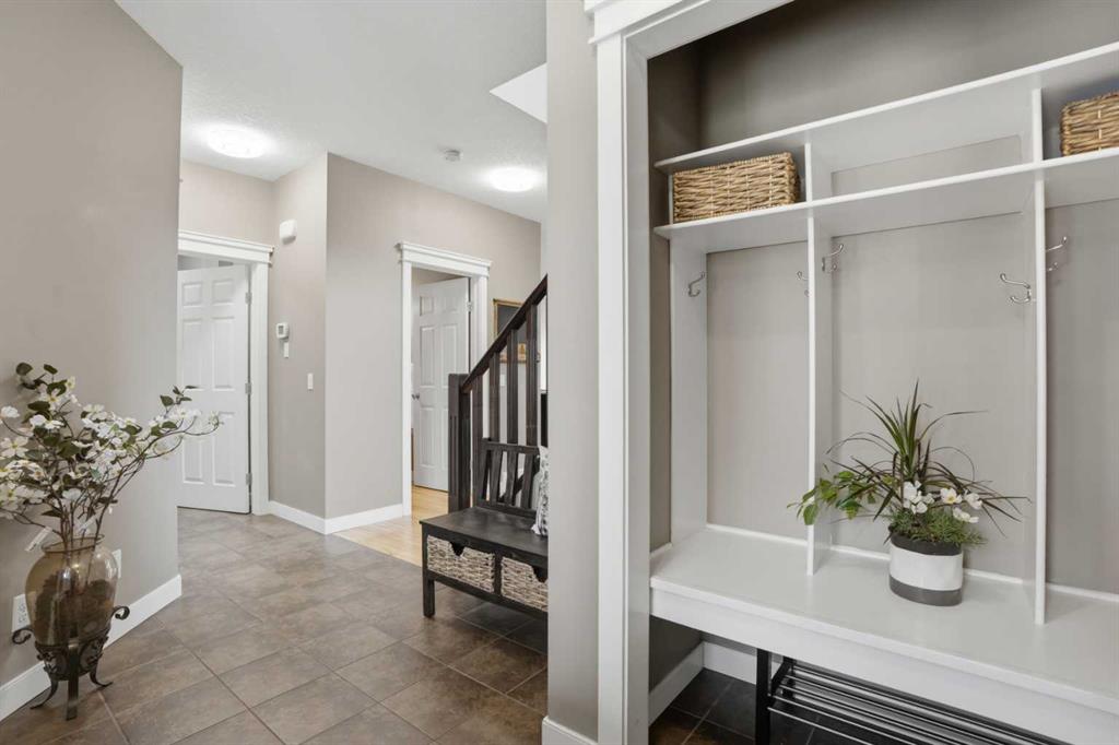 Picture for 44 Westridge Crescent 