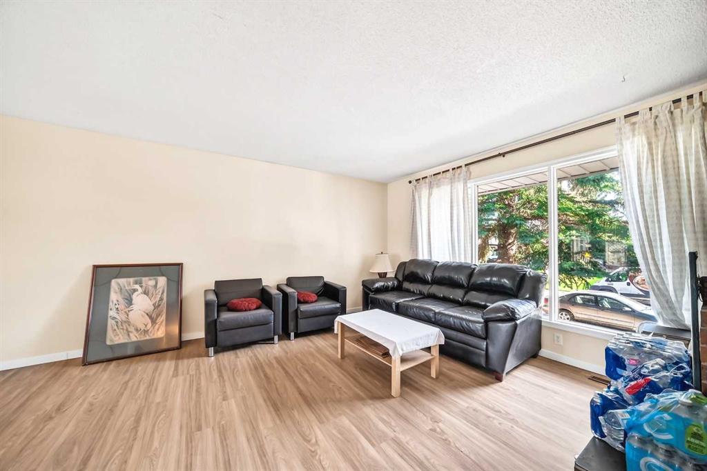 Picture for 5051 Vantage Crescent NW