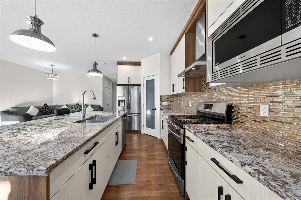 Picture for 353 Nolanhurst Crescent NW