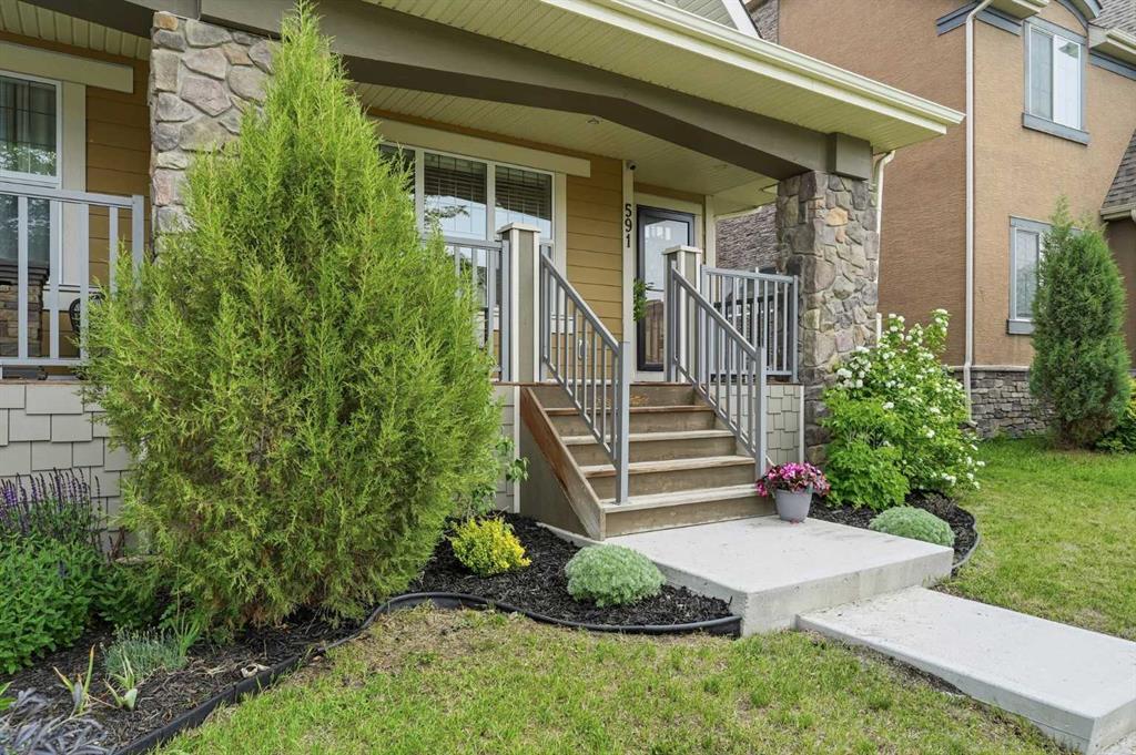 Picture for 591 Mahogany Boulevard SE