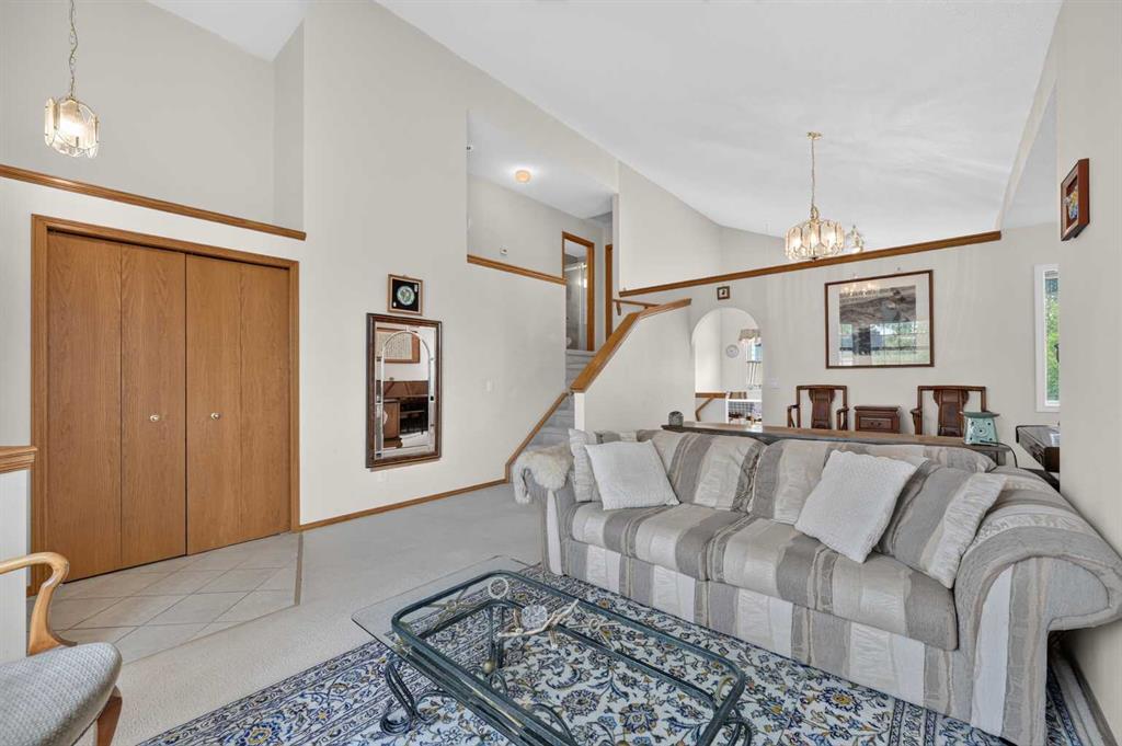 Picture for 76 Hawkmount Close NW