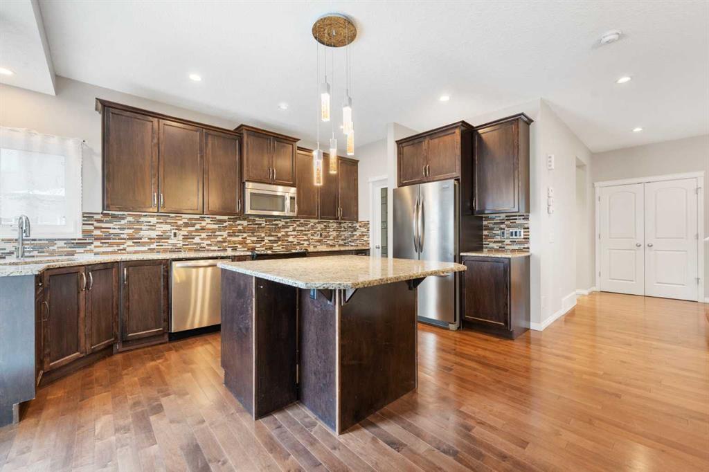 Picture for 220 Walden Heights SE