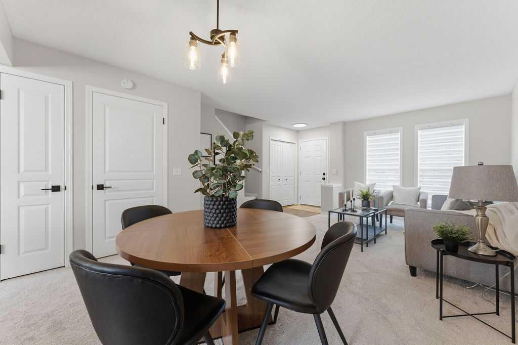Picture for 115 Elgin Meadows View SE