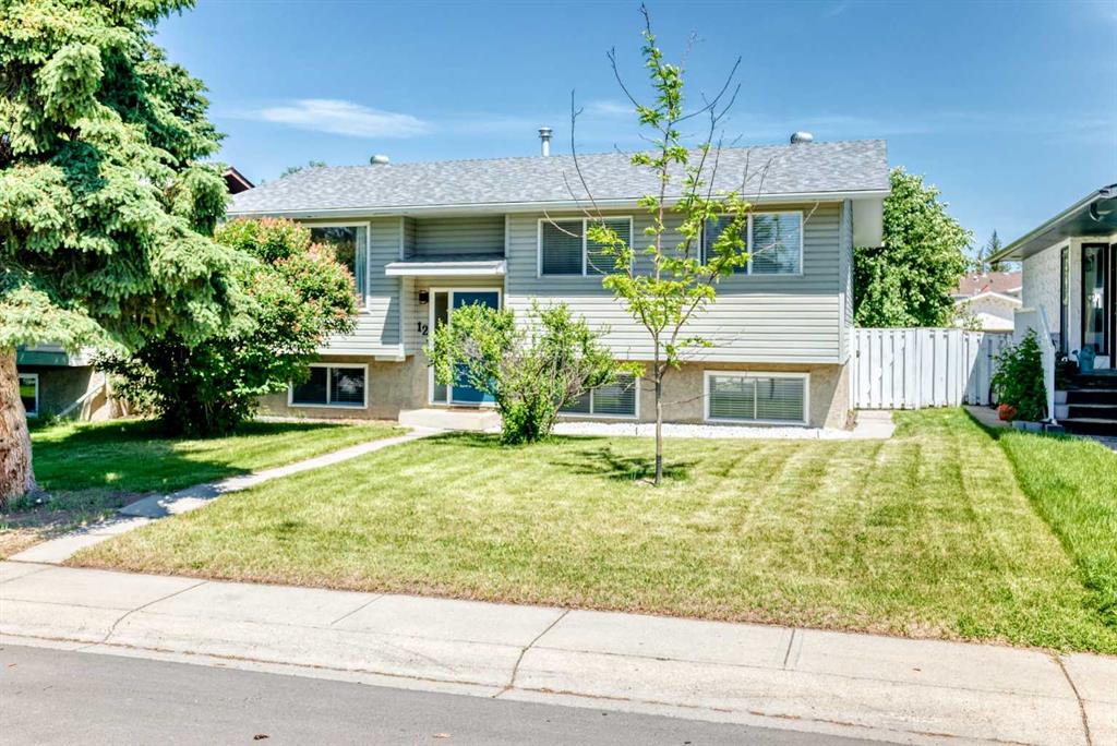 Picture for 12 Aspen Crescent SE