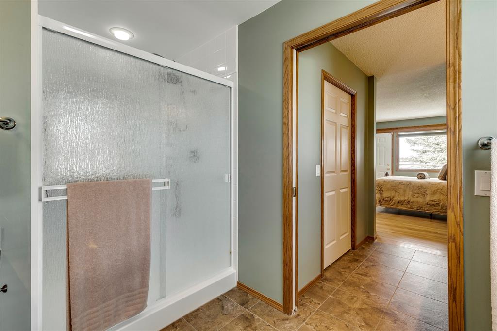      1624 Evergreen Hill SW , Calgary, 0046   ,T2Y 3A9 ;  Listing Number: MLS A2050656