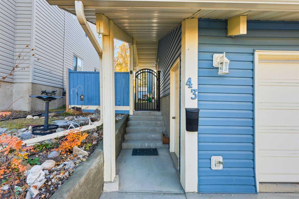 Picture for 43 Macewan Glen Road NW