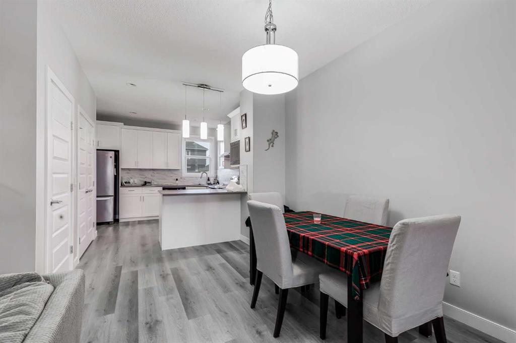 Picture for 333 Ravenstern Link SE