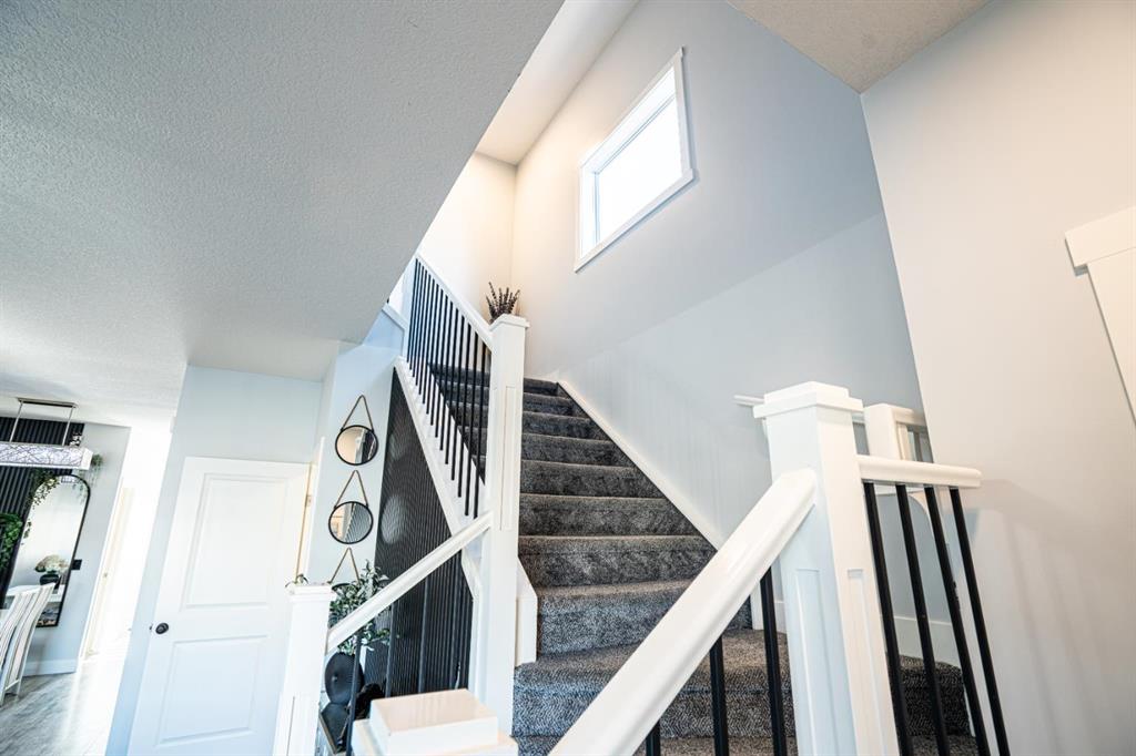 Picture for 587 Cornerstone Avenue NE https://www.cirrealty.ca/reb/creb/56/A2266856_21.jpg