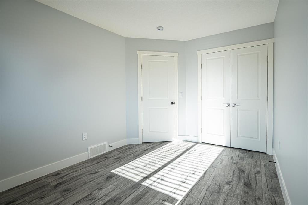Picture for 587 Cornerstone Avenue NE https://www.cirrealty.ca/reb/creb/56/A2266856_34.jpg