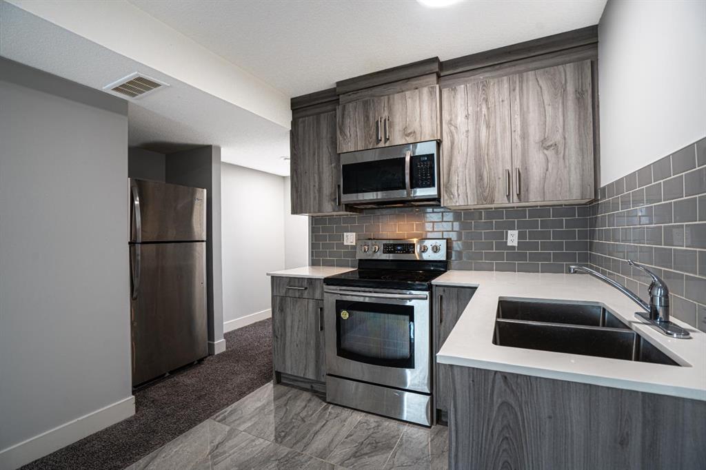 Picture for 587 Cornerstone Avenue NE https://www.cirrealty.ca/reb/creb/56/A2266856_39.jpg