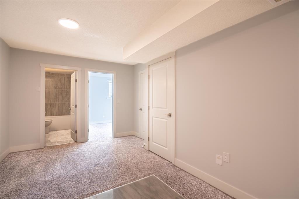Picture for 587 Cornerstone Avenue NE https://www.cirrealty.ca/reb/creb/56/A2266856_41.jpg