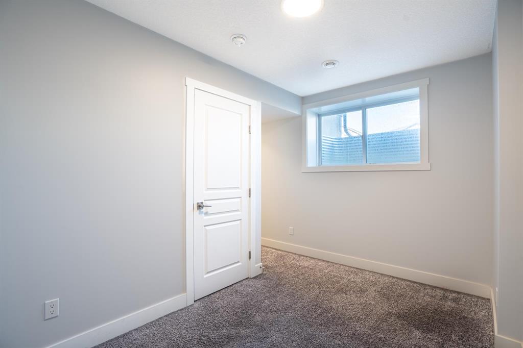 Picture for 587 Cornerstone Avenue NE https://www.cirrealty.ca/reb/creb/56/A2266856_42.jpg