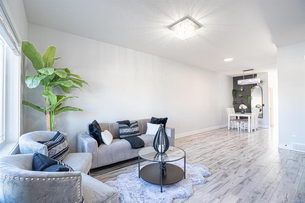 Picture for 587 Cornerstone Avenue NE https://www.cirrealty.ca/reb/creb/56/A2266856_8.jpg