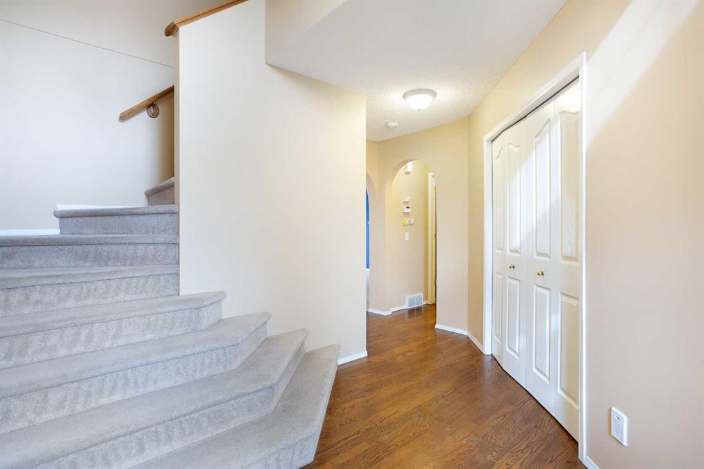 Picture for 29 Spring Crescent SW