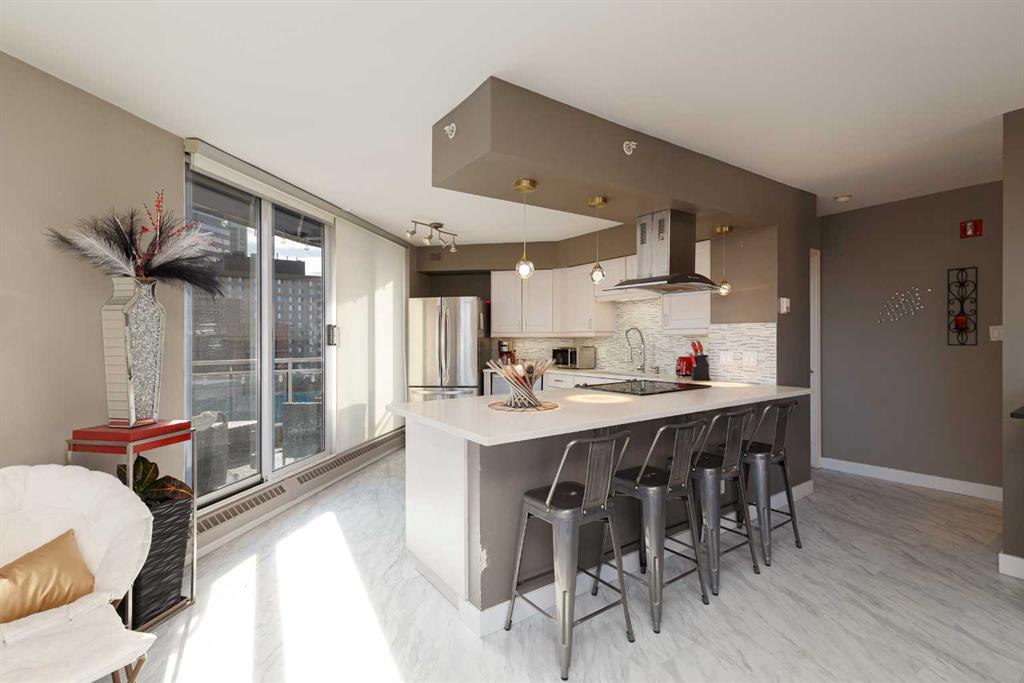 Picture for 1303, 804 3 Avenue SW