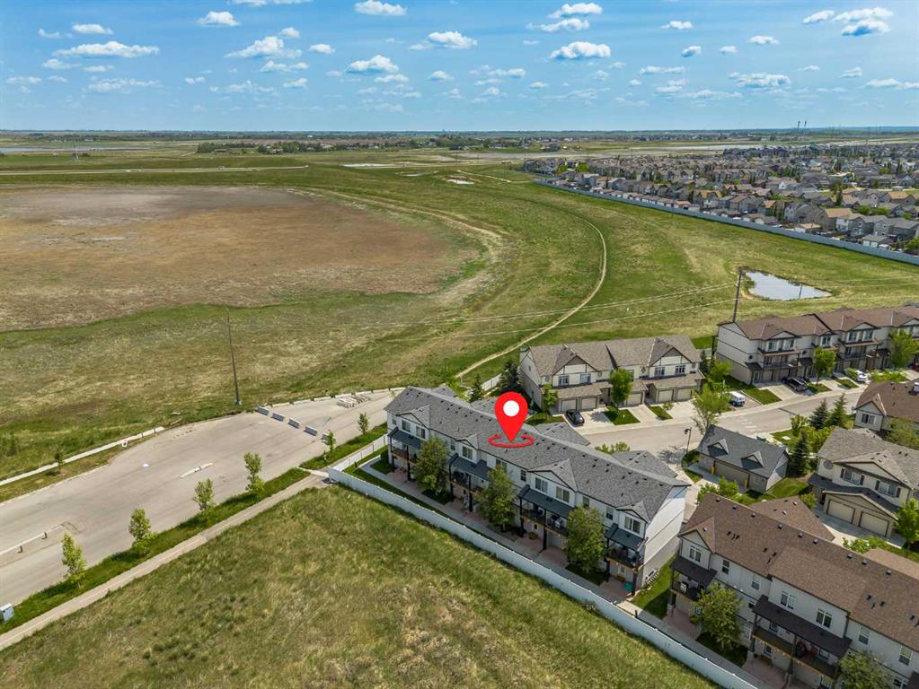 Picture for 313 Copperpond Landing SE