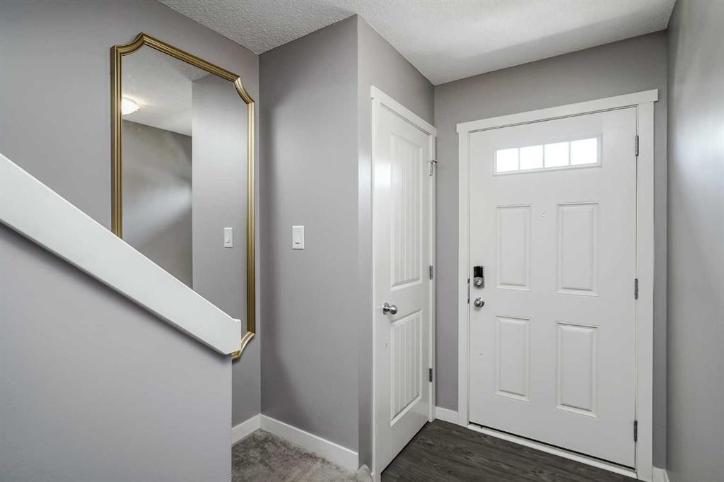 Picture for 313 Copperpond Landing SE