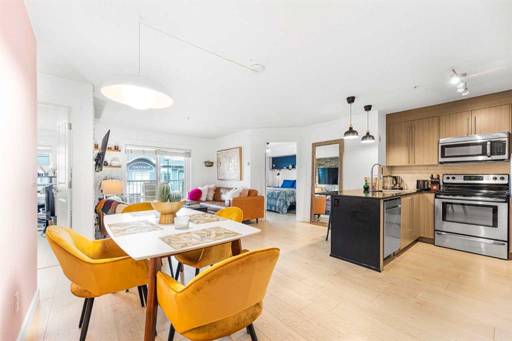 Picture for 3305, 11 Mahogany Row SE