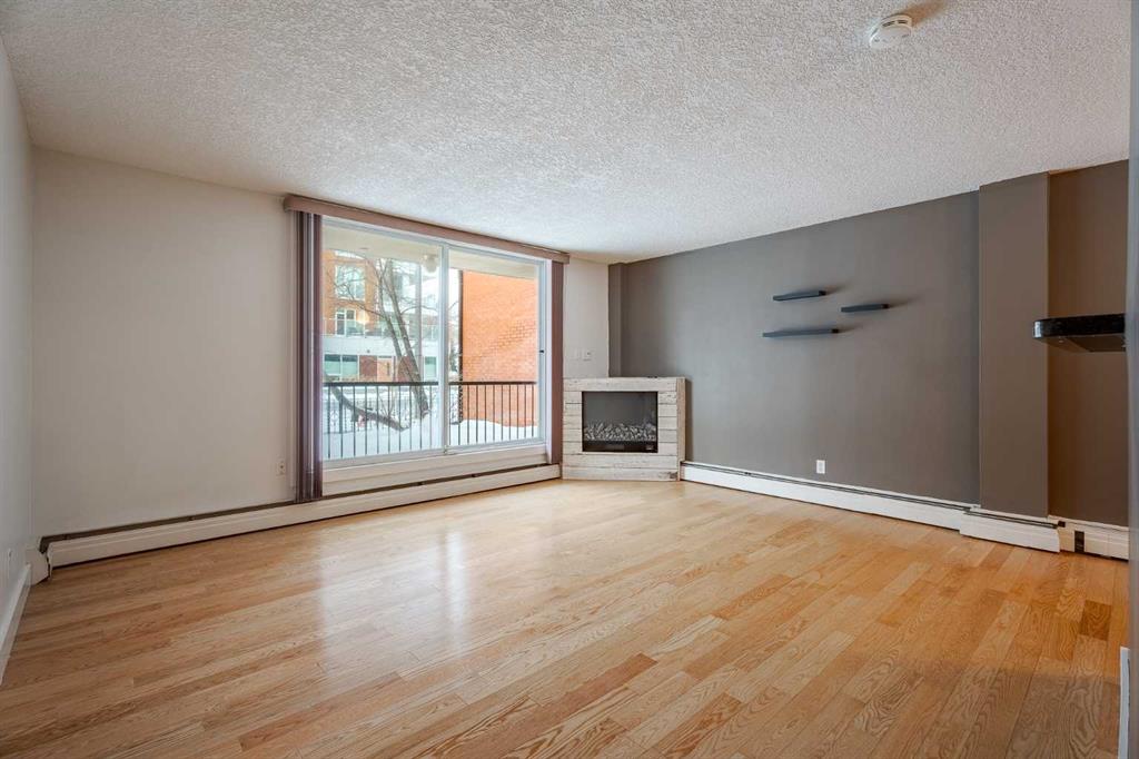 Picture for 105, 934 2 Avenue NW