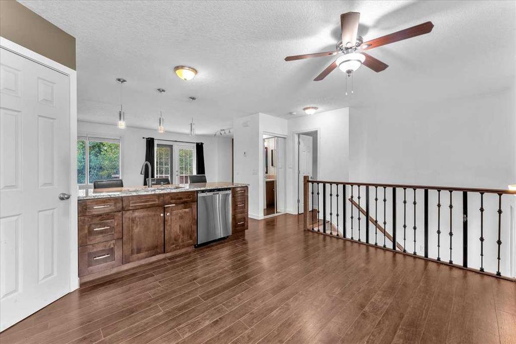 Picture for 6, 50 8 Avenue SE