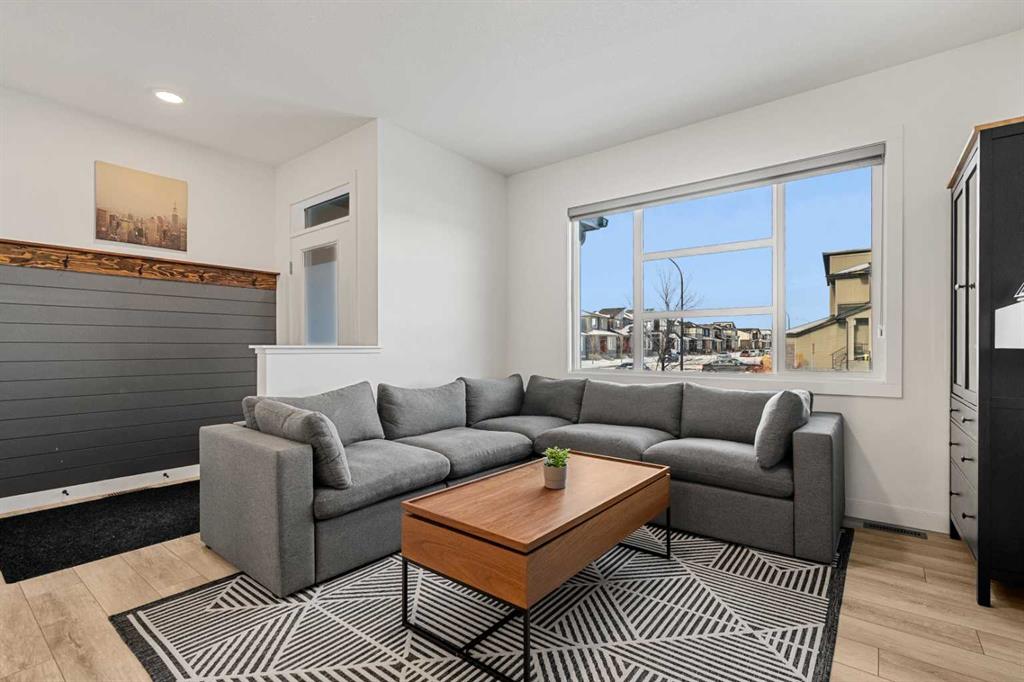 Picture for 147 Wolf Creek Avenue SE