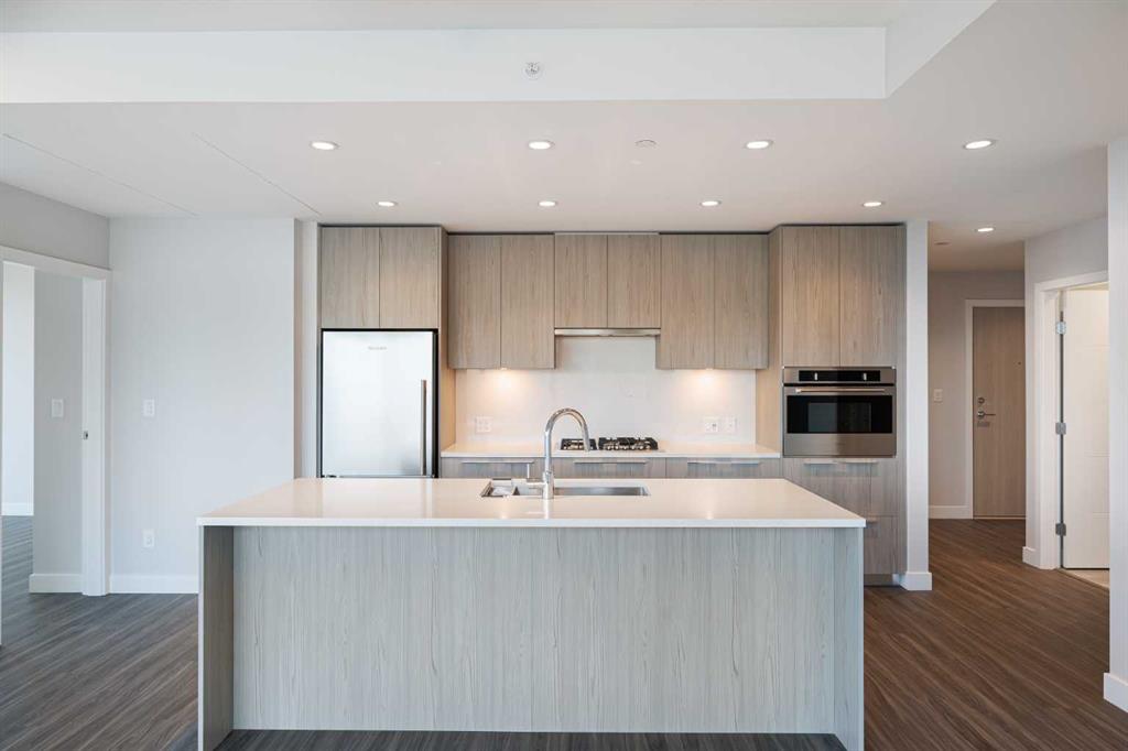 Picture for 530 3 Street SE