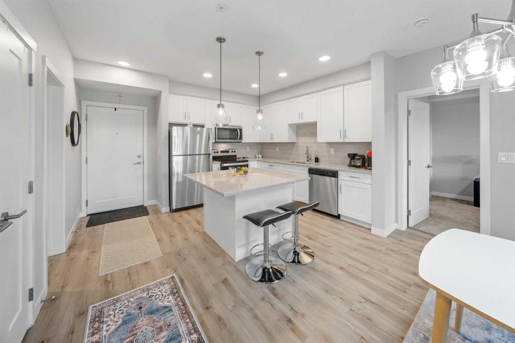 Picture for 205, 150 Shawnee Square SW