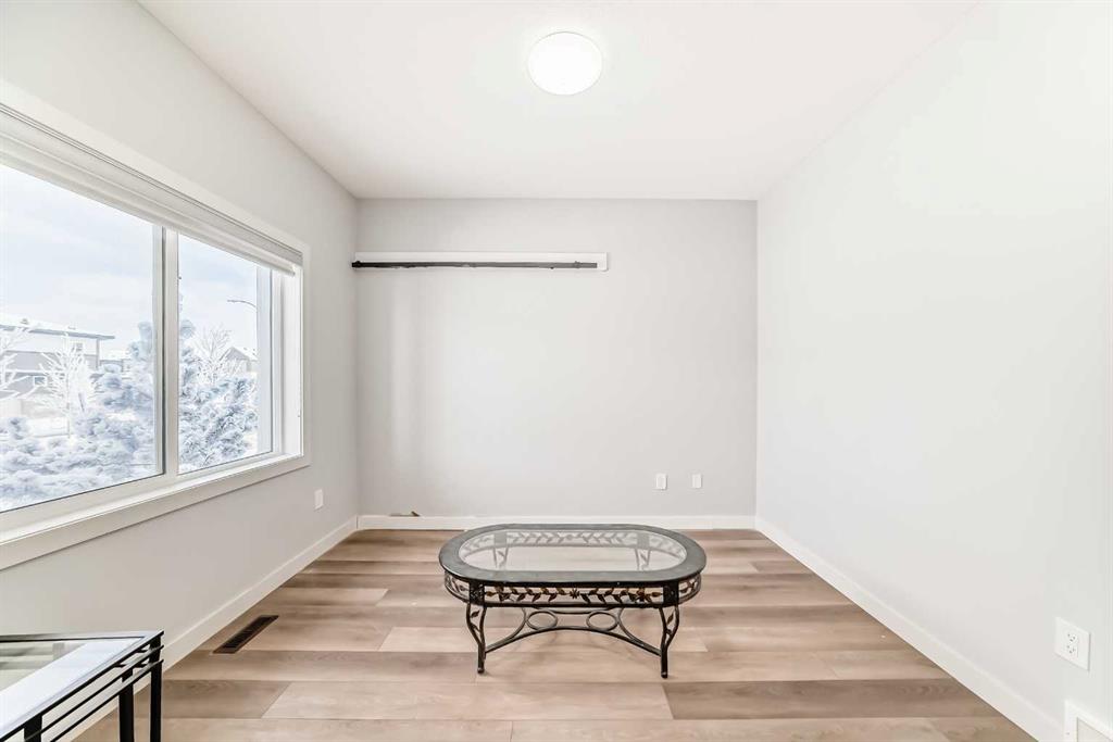 Picture for 75 Savanna Boulevard NE