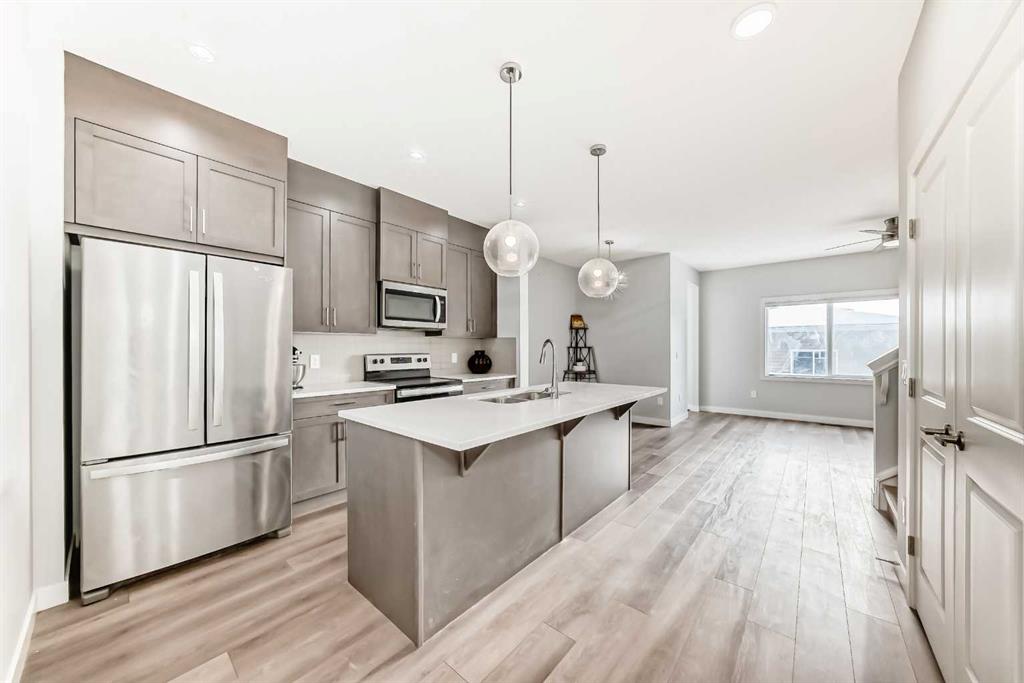 Picture for 75 Savanna Boulevard NE