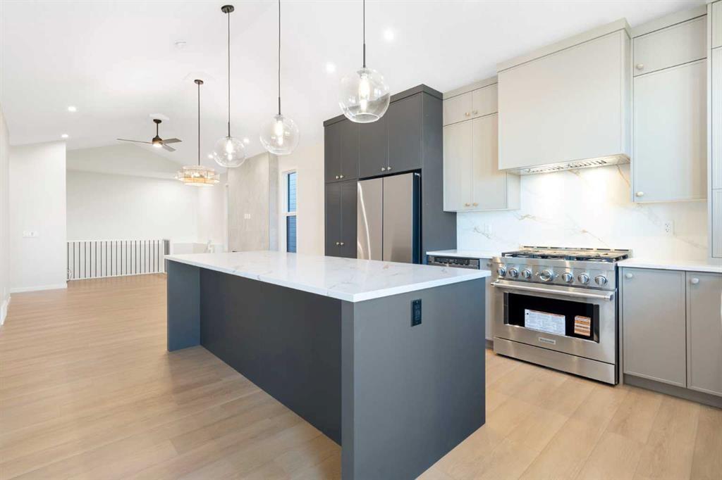 Picture for 147 Marmot Grove NW