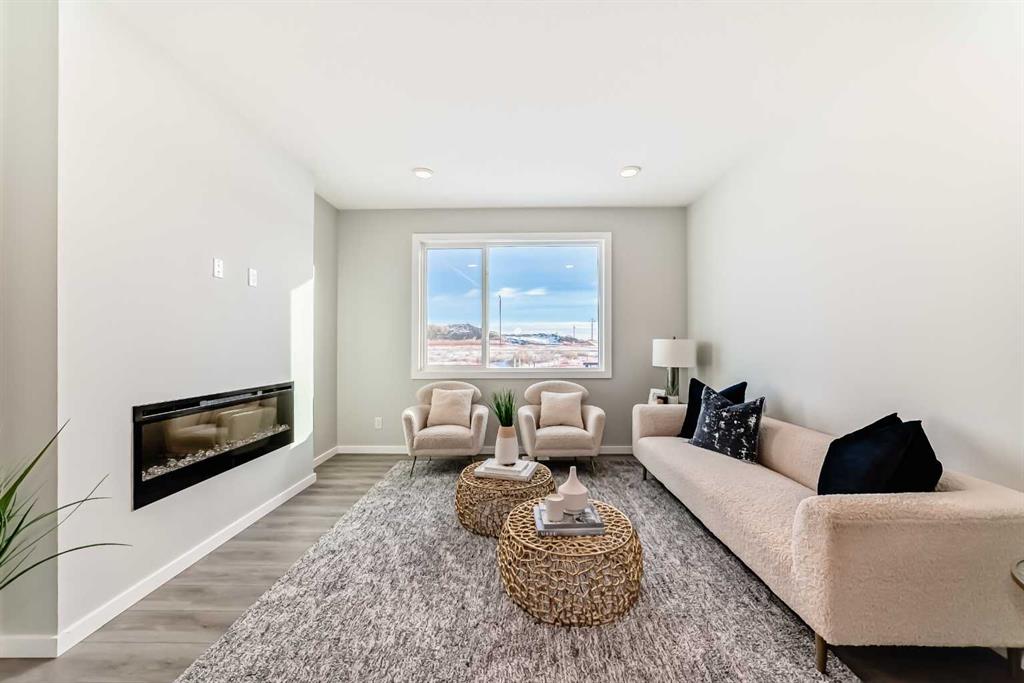 Picture for 270 Sora Way SE