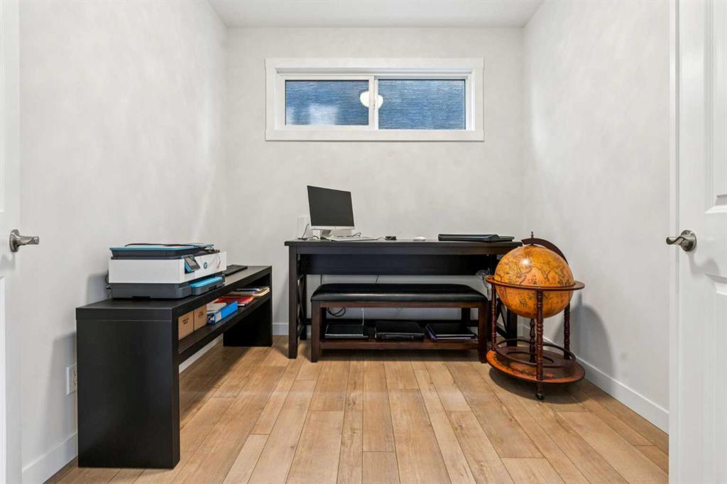 Picture for 548 Cranbrook Gardens SE