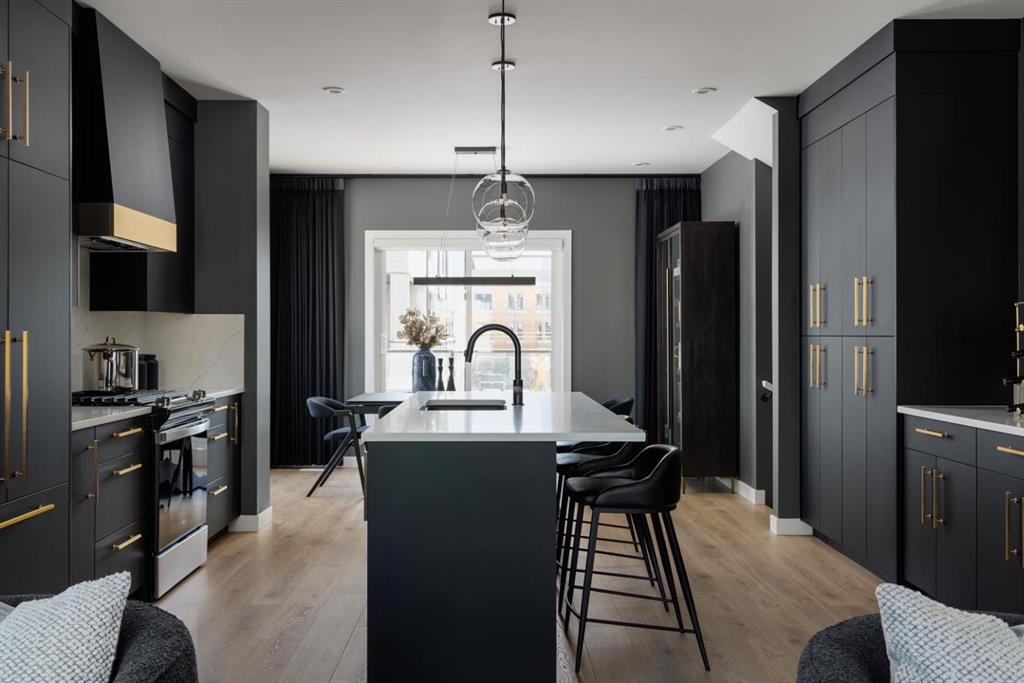 Picture for 512, 8155 8 Avenue SW