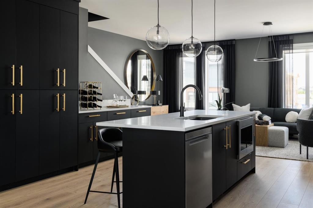 Picture for 512, 8155 8 Avenue SW