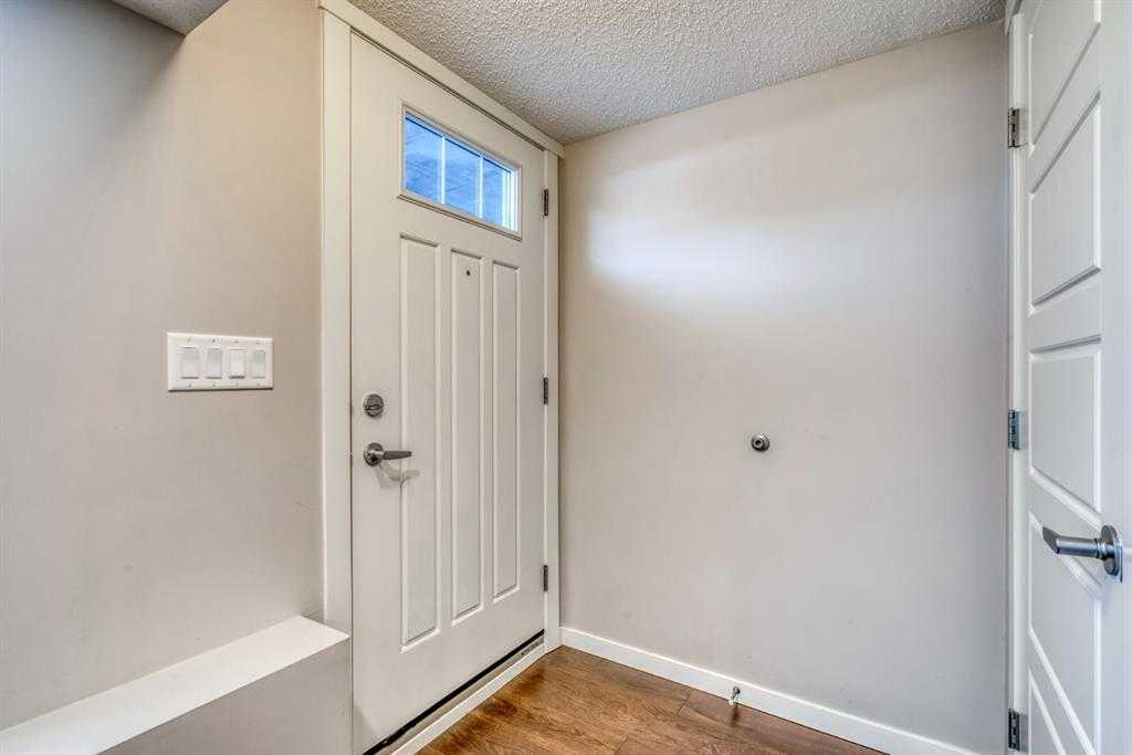 Picture for 1818, 7451 Falconridge Boulevard NE