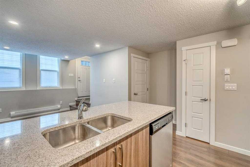 Picture for 1818, 7451 Falconridge Boulevard NE