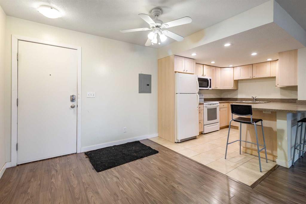 Picture for 101, 3747 42 Street NW