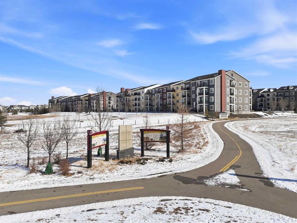 Picture for 2208, 99 Copperstone Park SE