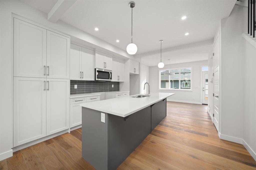 Picture for 400 Sora Boulevard SE