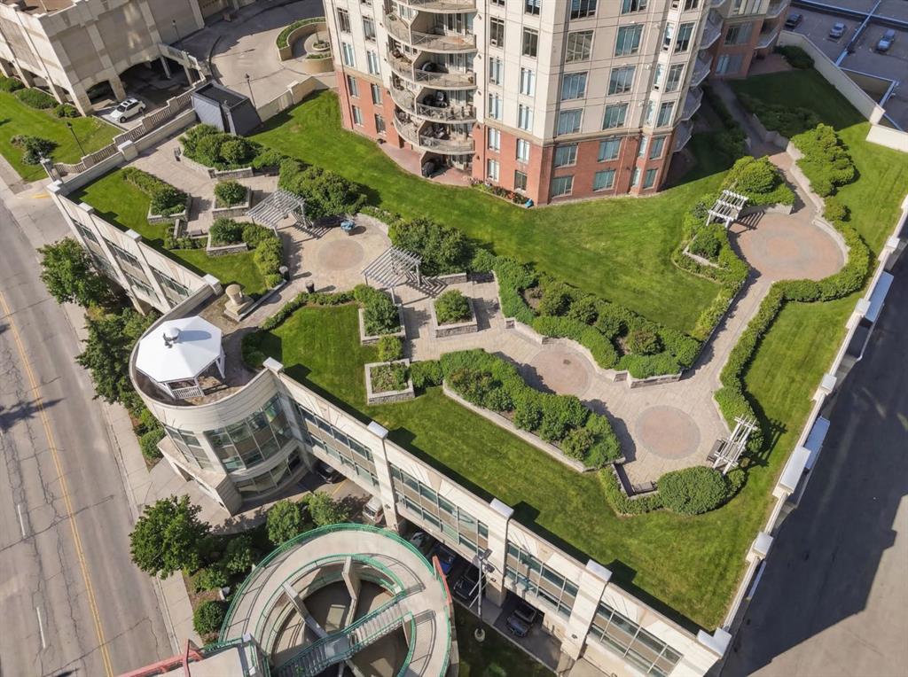 Picture for 110, 1718 14 Avenue NW