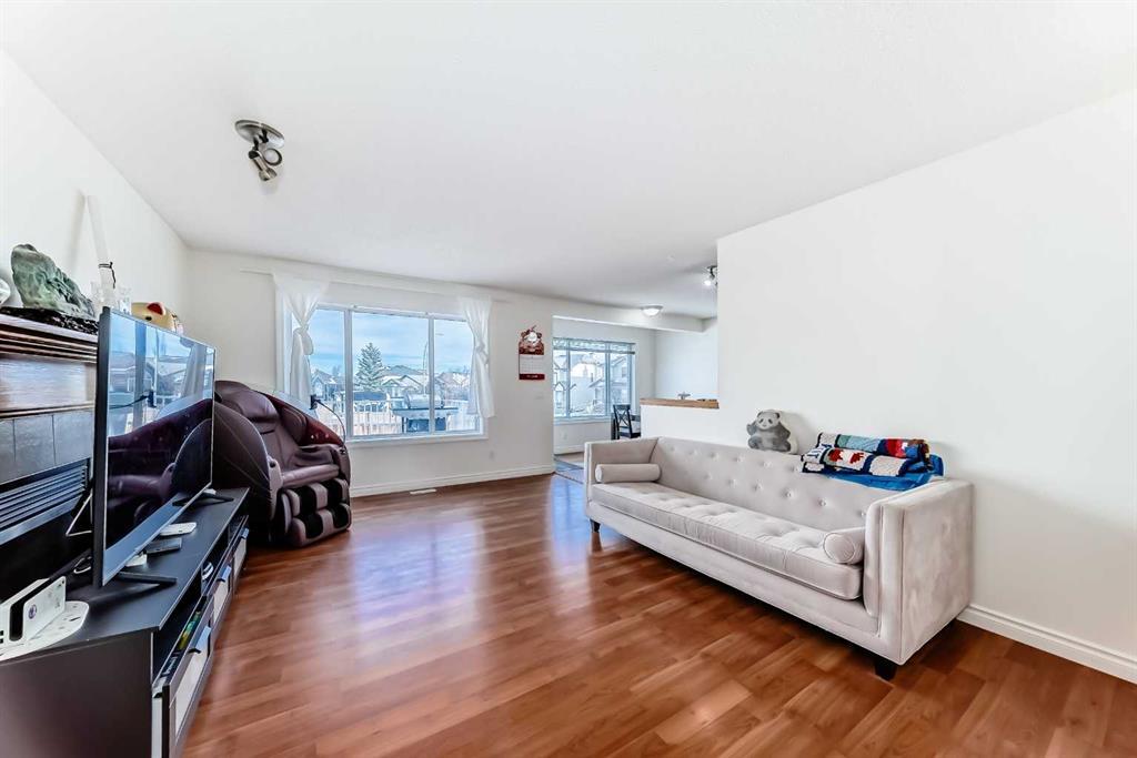 Picture for 193 Covewood Green NE