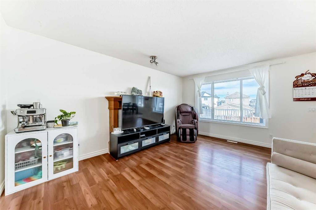 Picture for 193 Covewood Green NE